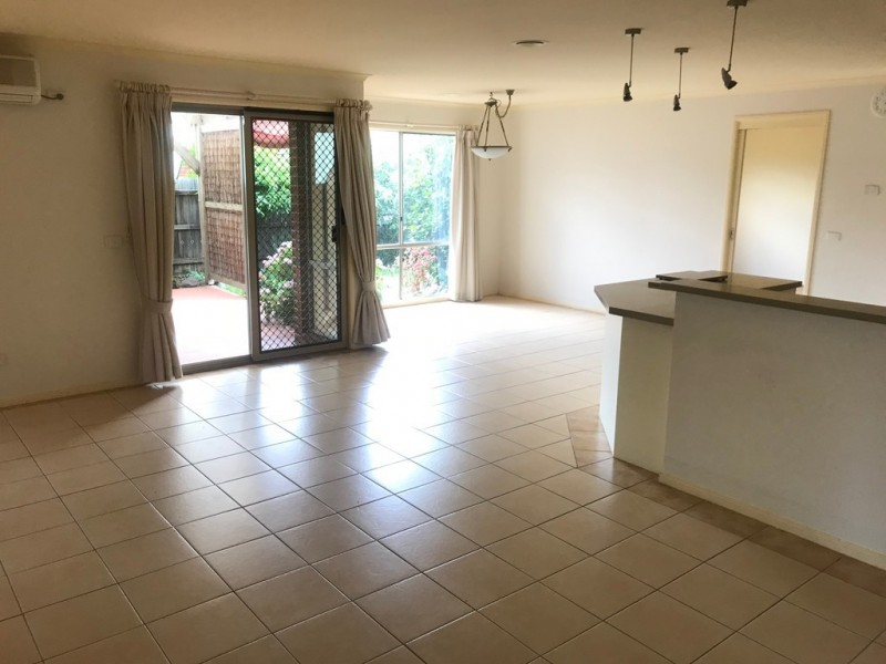 39 Kingfisher Drive, Seabrook VIC 3028