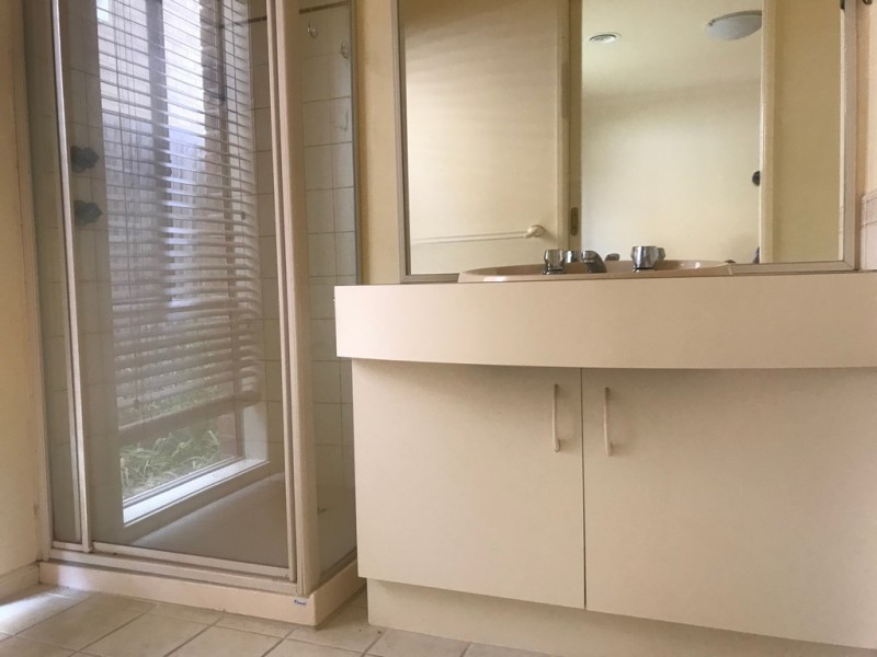 39 Kingfisher Drive, Seabrook VIC 3028