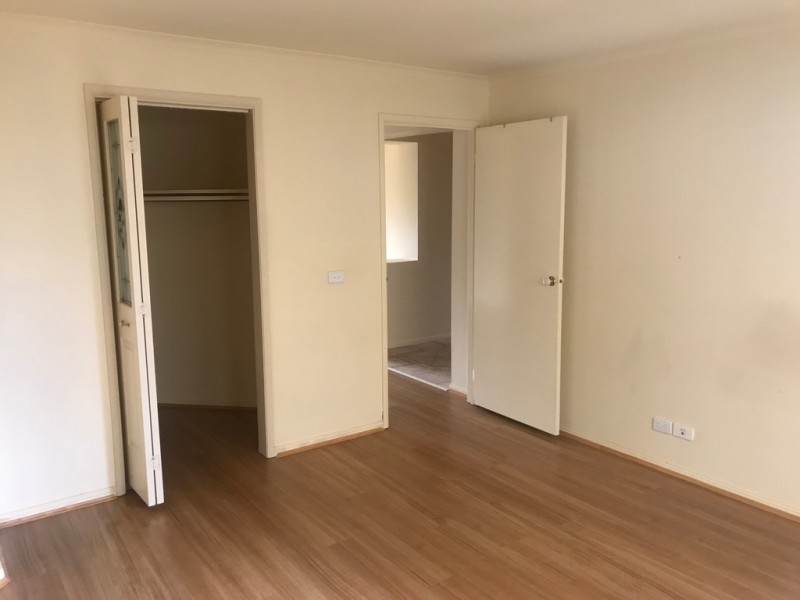 39 Kingfisher Drive, Seabrook VIC 3028