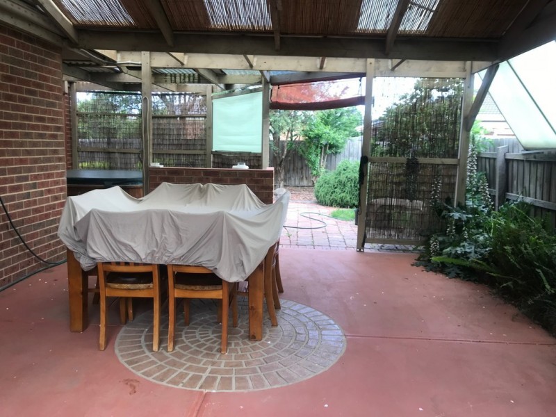 39 Kingfisher Drive, Seabrook VIC 3028