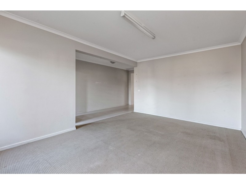 5 Nossal Drive, Point Cook VIC 3030