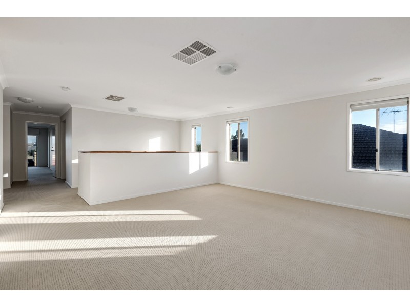 5 Nossal Drive, Point Cook VIC 3030