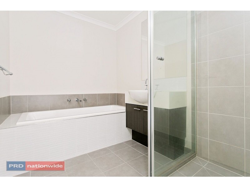 5 Foxall Walk, Point Cook VIC 3030