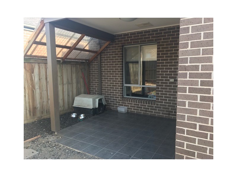 24 Viscosa Road, Brookfield VIC 3338