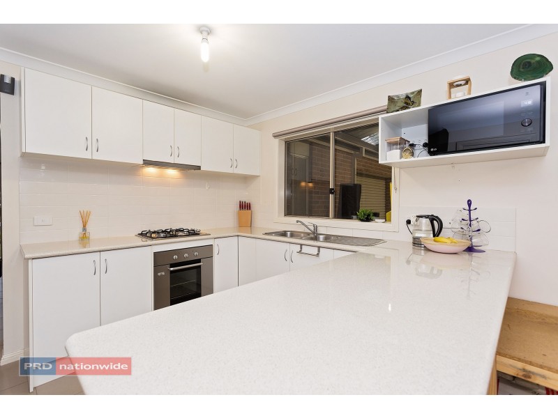 39 Rain Lover Drive, Kurunjang VIC 3337