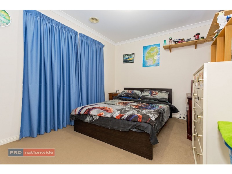 39 Rain Lover Drive, Kurunjang VIC 3337