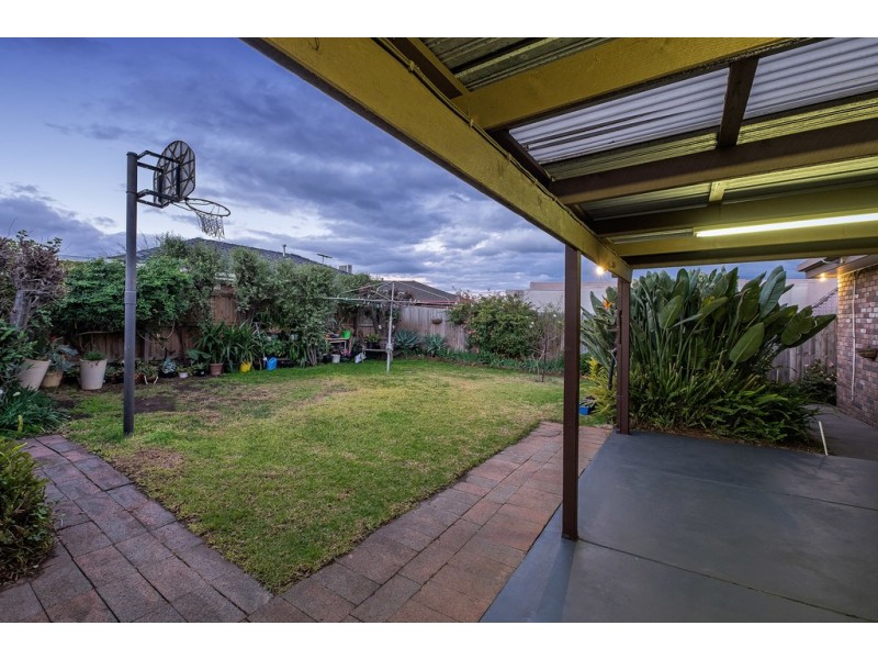 20 Burt Street, Altona VIC 3018