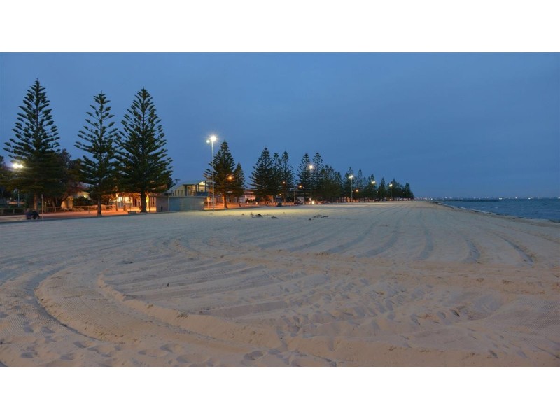 20 Burt Street, Altona VIC 3018