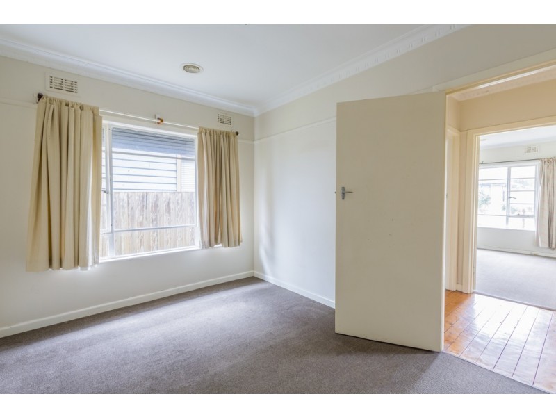 29 Buckley Avenue, Sunshine North VIC 3020