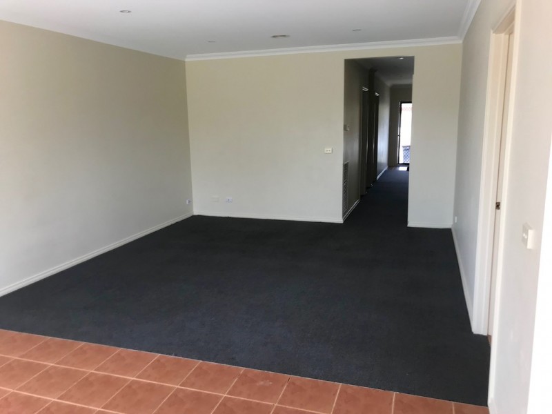 14 Jolley Rise, Melton West VIC 3337