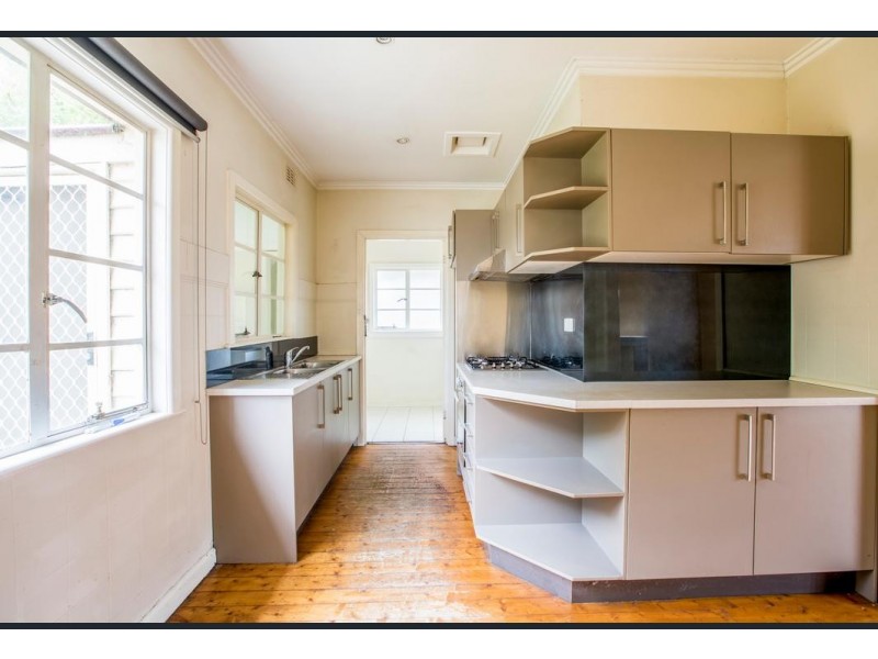 29 Buckley Avenue, Sunshine North VIC 3020