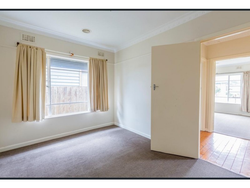 29 Buckley Avenue, Sunshine North VIC 3020