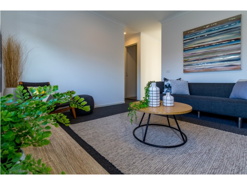 5 Grove Road, Craigieburn VIC 3064