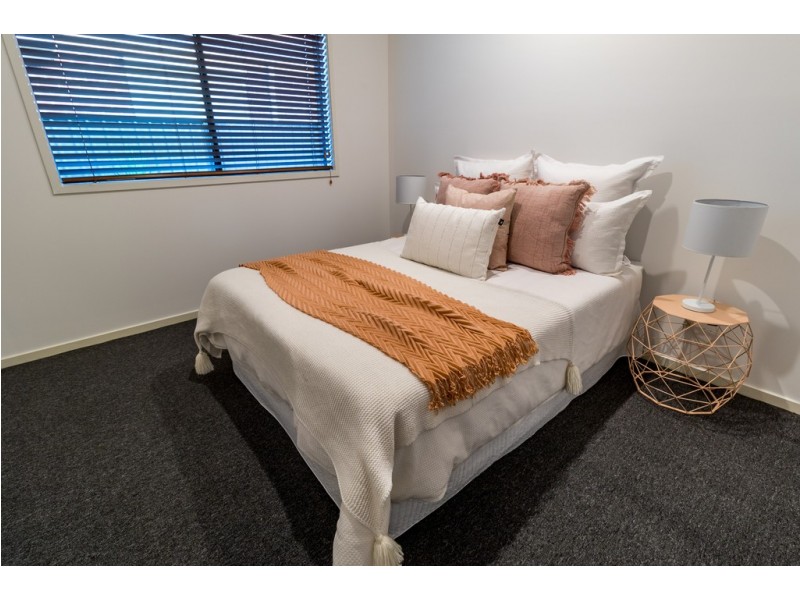 5 Grove Road, Craigieburn VIC 3064