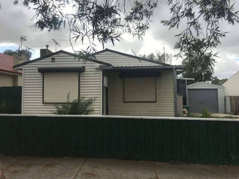 8 Hotham Street, Braybrook VIC 3019