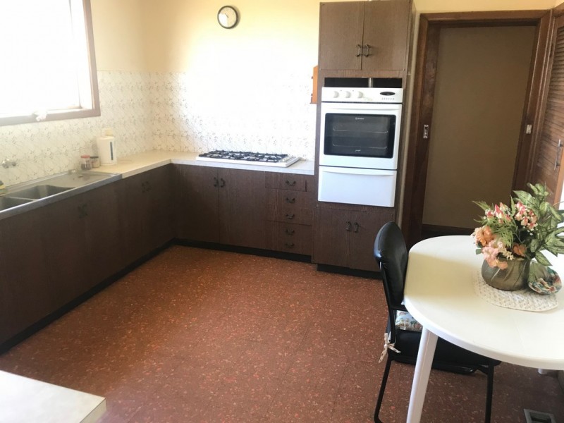 3 Duke Street, Avondale Heights VIC 3034