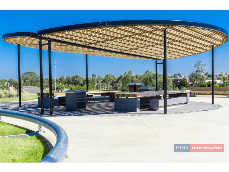 4 Talliver Terrace, Truganina VIC 3029