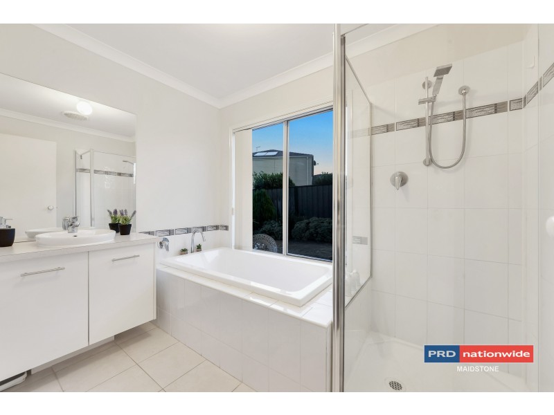 3 Tantallon Crescent, Derrimut VIC 3030