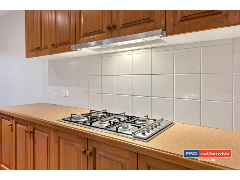 10 Lake Eyre Place, Caroline Springs VIC 3023