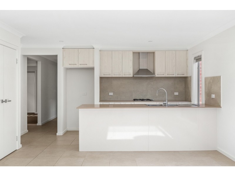 11 Moree Road, Point Cook VIC 3030