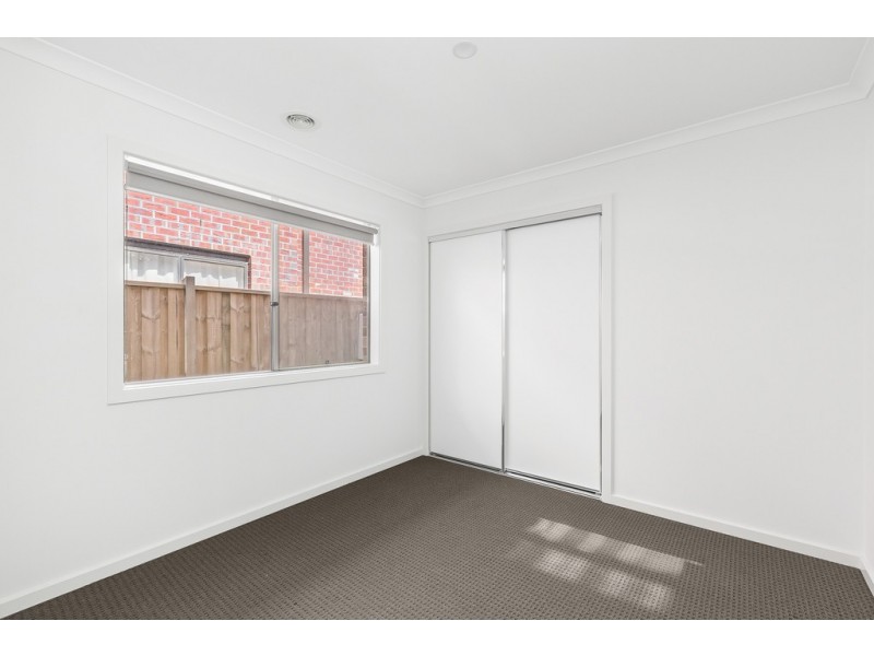 11 Moree Road, Point Cook VIC 3030