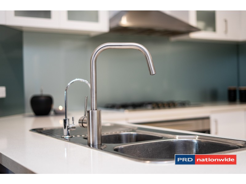 23 Birchgrove Way, Taylors Hill VIC 3037