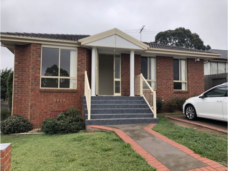 1/11 Palmerston Street, Melton VIC 3337