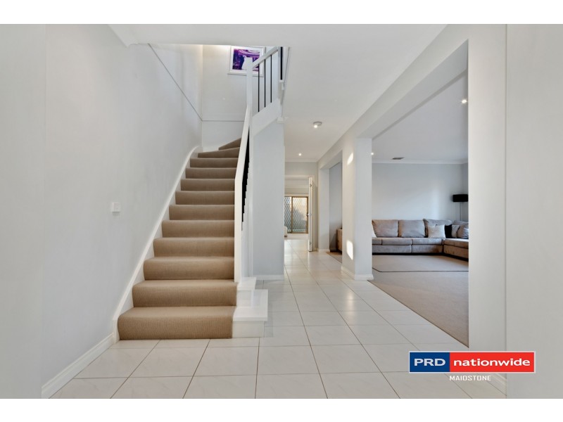 15 Pendragon Crescent, Derrimut VIC 3030