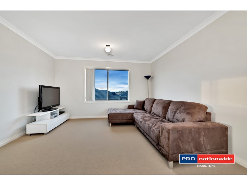 15 Pendragon Crescent, Derrimut VIC 3030