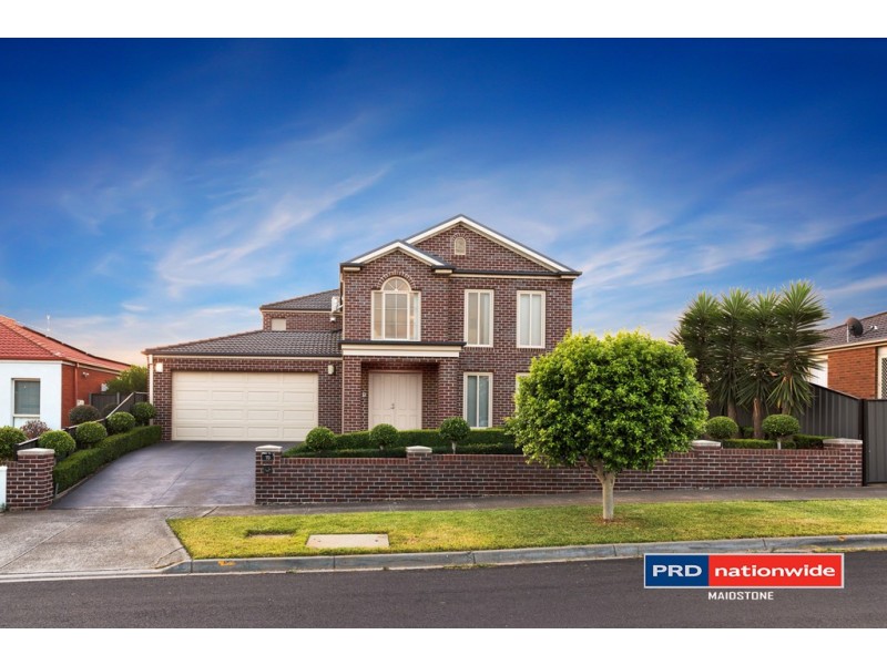 15 Pendragon Crescent, Derrimut VIC 3030