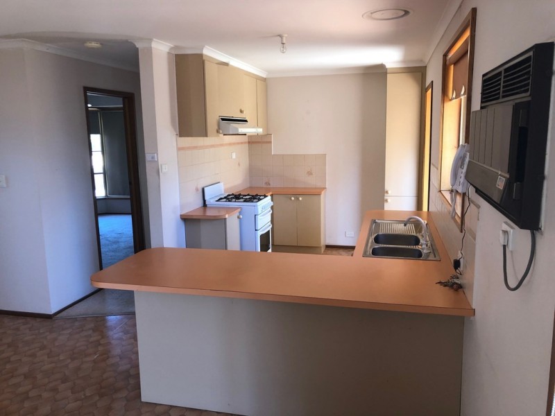 85 Kurunjang Drive, Kurunjang VIC 3337
