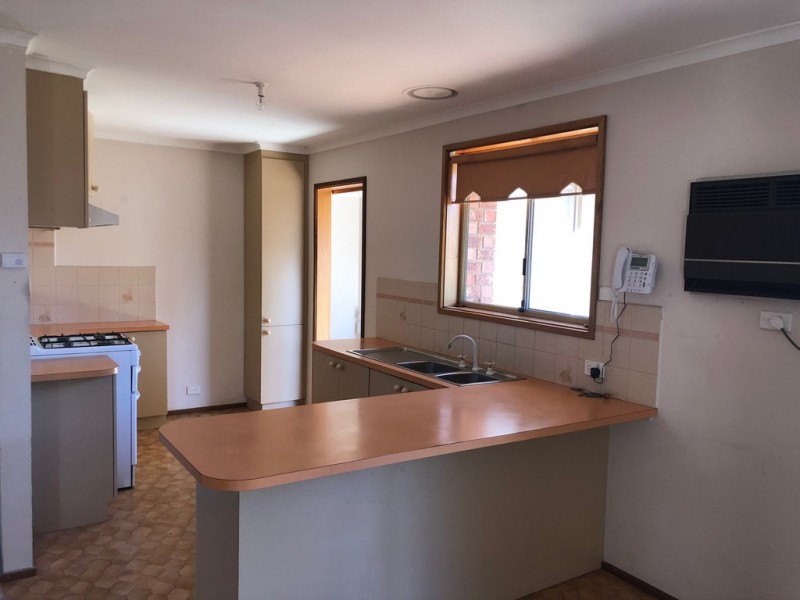 85 Kurunjang Drive, Kurunjang VIC 3337