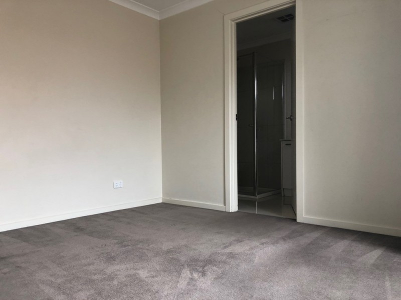 2/37 Cathcart Street, Maidstone VIC 3012