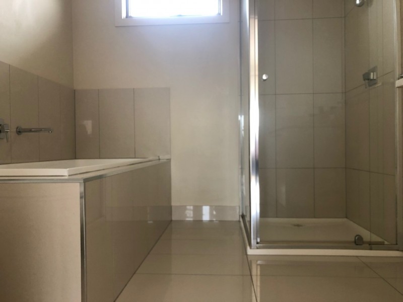 2/37 Cathcart Street, Maidstone VIC 3012