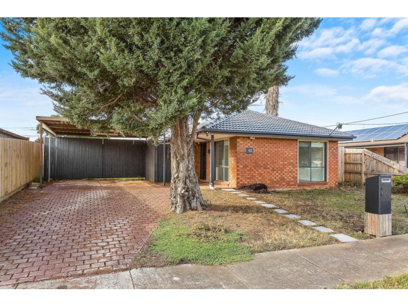 42 Sanderling Street, Werribee VIC 3030
