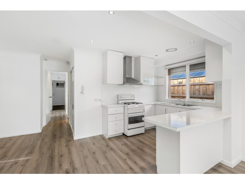 42 Sanderling Street, Werribee VIC 3030