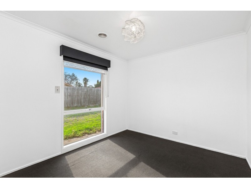 42 Sanderling Street, Werribee VIC 3030