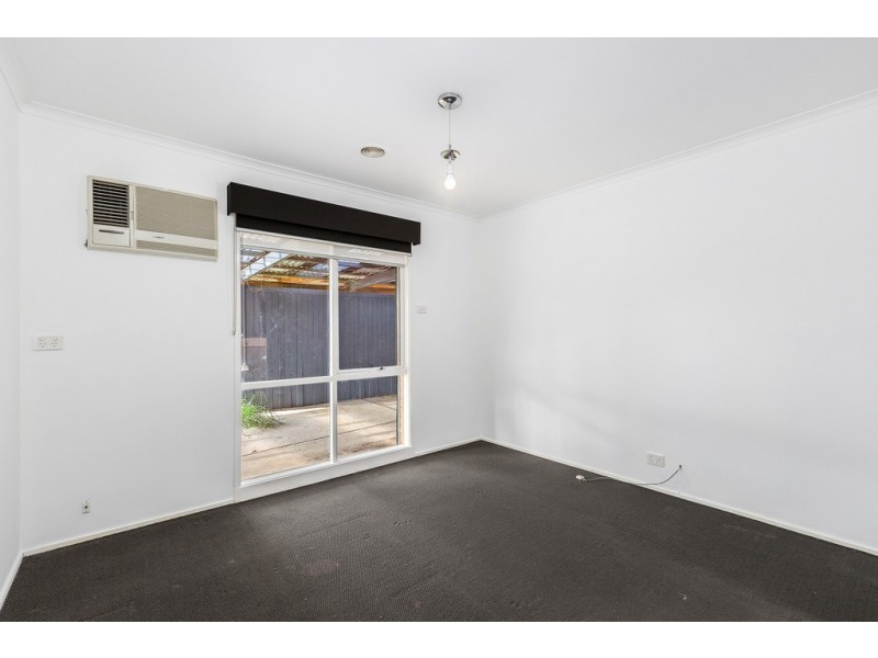 42 Sanderling Street, Werribee VIC 3030