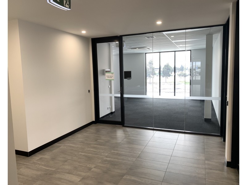 208/41-55 Leakes Road, Laverton North VIC 3026