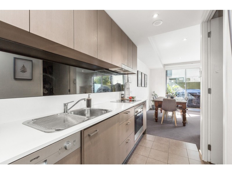 4/182 Barkly Street, St Kilda VIC 3182