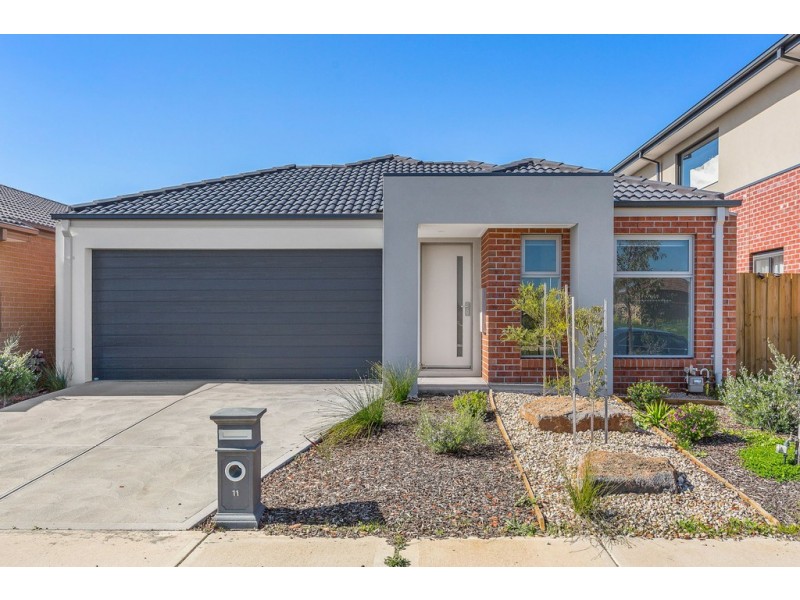 11 Moree Road, Point Cook VIC 3030