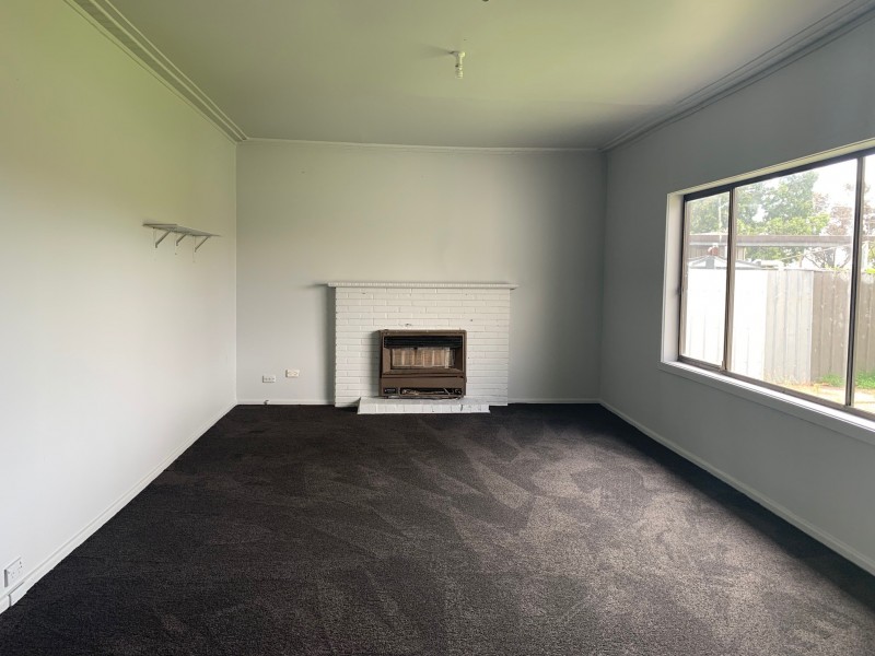 2 Essex Street, Sunshine North VIC 3020