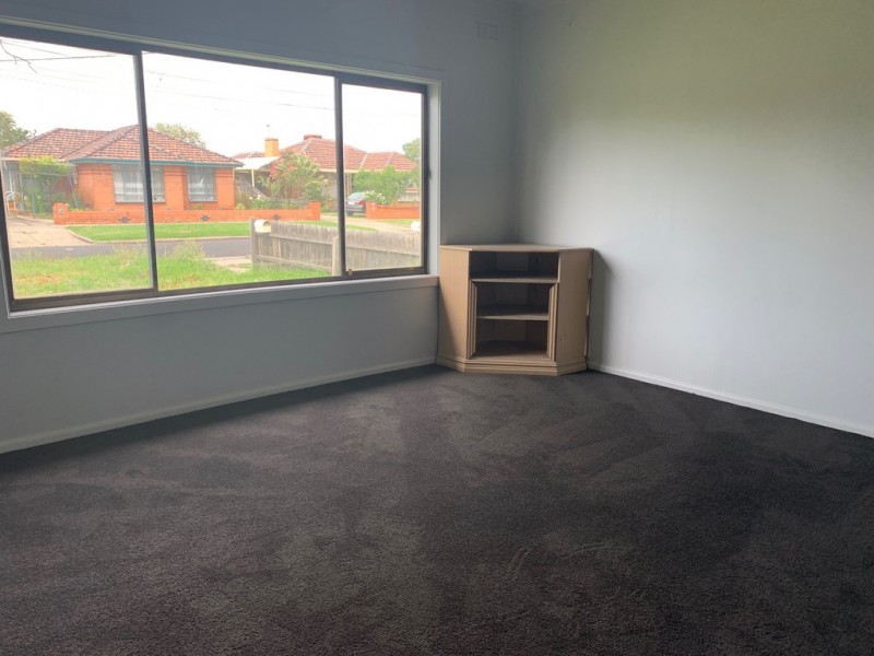 2 Essex Street, Sunshine North VIC 3020