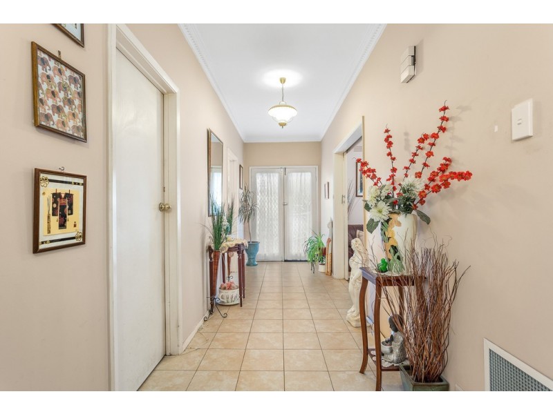 19 Deutgam Street, Werribee VIC 3030