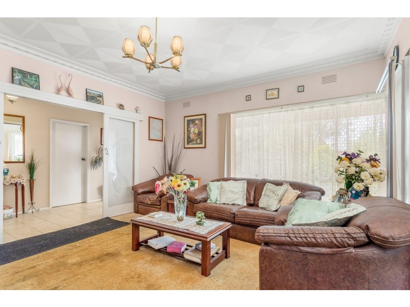 19 Deutgam Street, Werribee VIC 3030