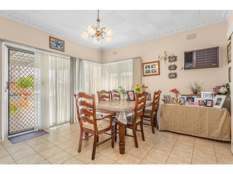 19 Deutgam Street, Werribee VIC 3030