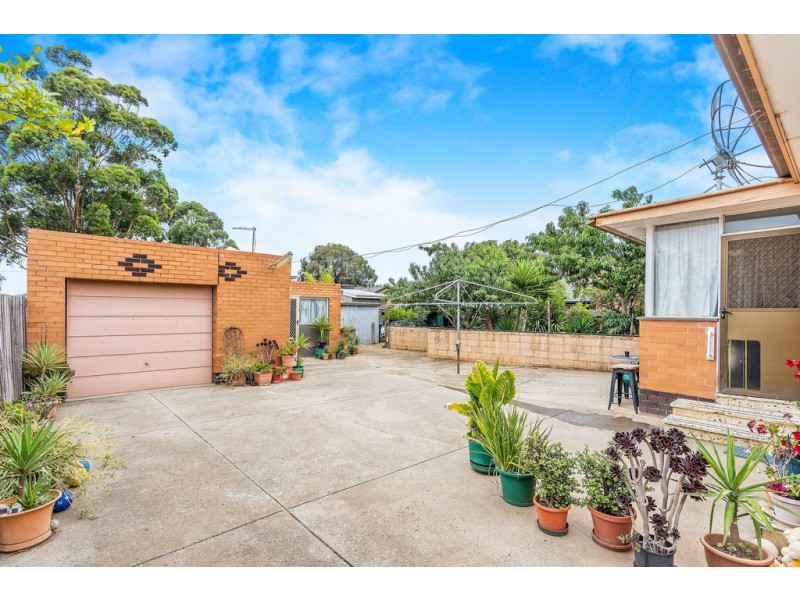 19 Deutgam Street, Werribee VIC 3030