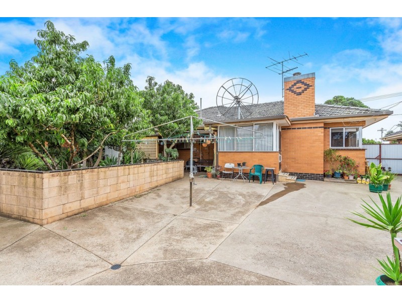 19 Deutgam Street, Werribee VIC 3030