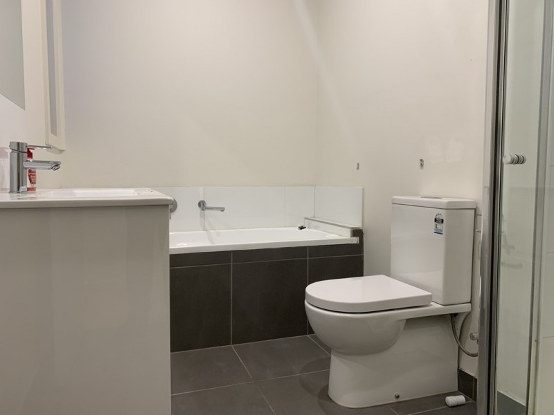 2/1 Clarendon Street, Maidstone VIC 3012