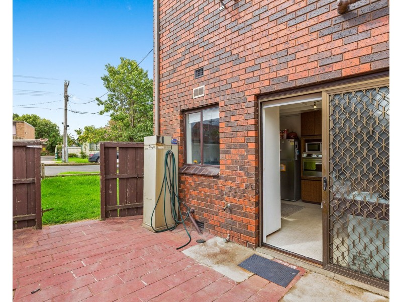 5/9-11 Drummartin Street, Albion VIC 3020